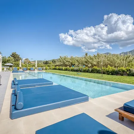 Serenissima - Beachfront With Indoor & Outdoor Pools And Gym By Posarelli Acharavi (Corfu)
