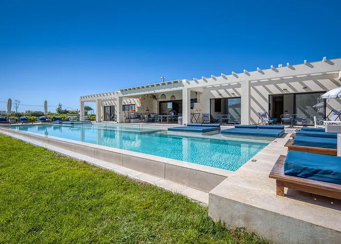 Villa Serenissima By Posarellivillas Akharavi