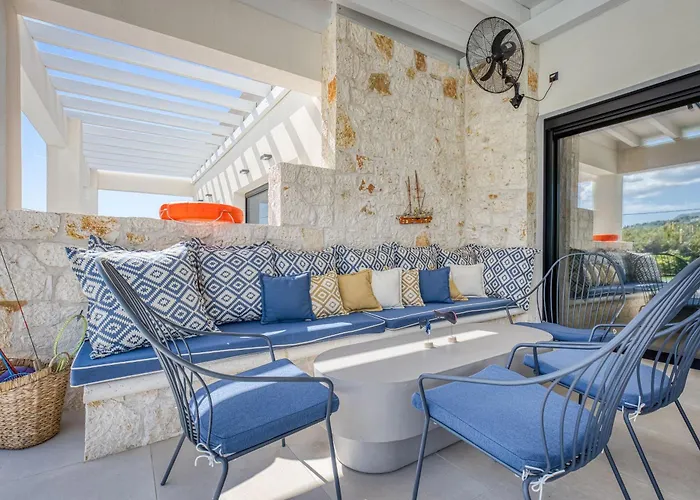 Serenissima By Posarellivillas Villa